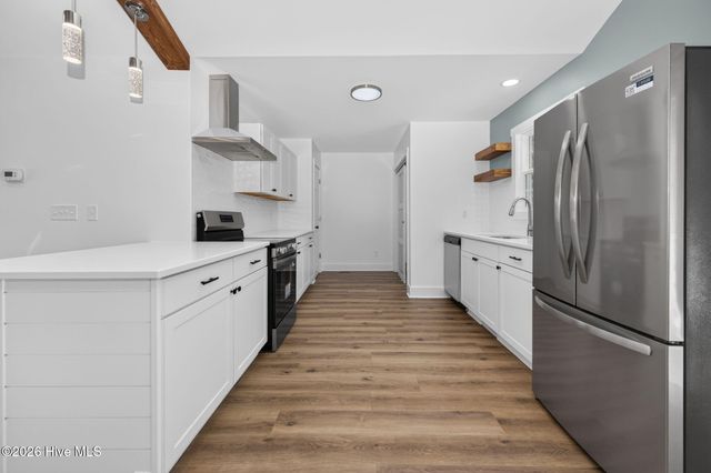 137 NE 31st Street, Oak Island, NC 28465