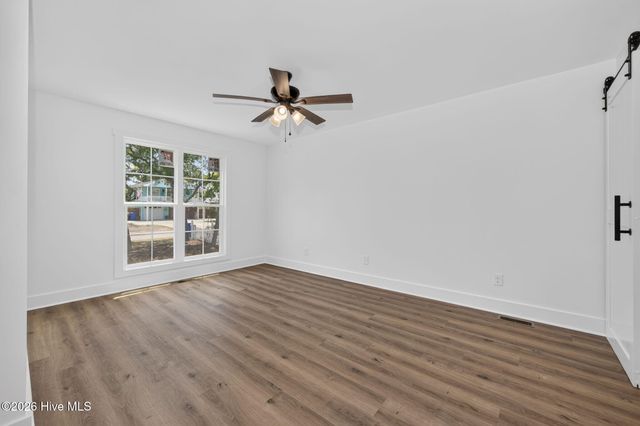 137 NE 31st Street, Oak Island, NC 28465