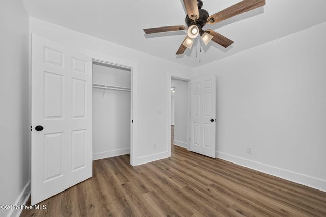 137 NE 31st Street, Oak Island, NC 28465