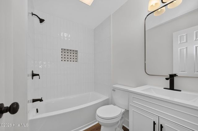 137 NE 31st Street, Oak Island, NC 28465