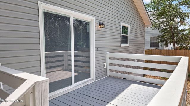 137 NE 31st Street, Oak Island, NC 28465