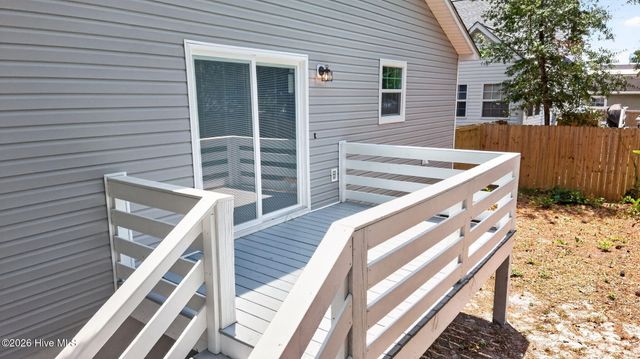 137 NE 31st Street, Oak Island, NC 28465