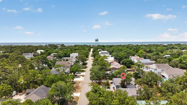 137 NE 31st Street, Oak Island, NC 28465