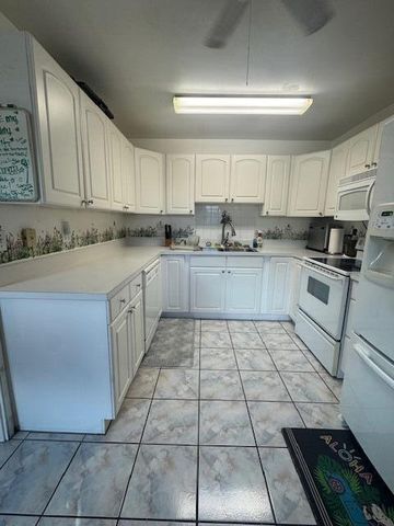 1322 N M Street, Lake Worth Beach, FL 33460