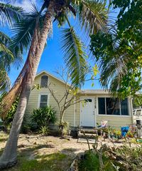 1322 N M Street, Lake Worth Beach, FL 33460