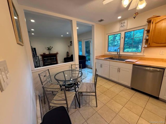 1 Lake Placid Court, Coram, NY 11727
