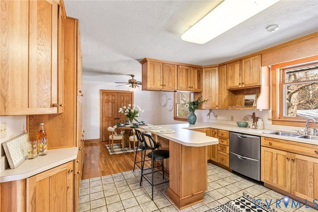 3605 Spruce Ave, Colonial Heights, VA 23834