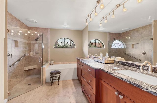 147 INLETS BOULEVARD 147, Nokomis, FL 34275