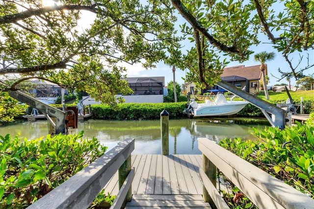 147 INLETS BOULEVARD 147, Nokomis, FL 34275