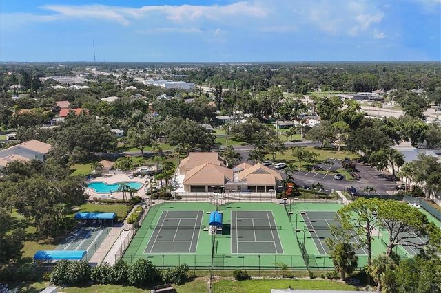 147 INLETS BOULEVARD 147, Nokomis, FL 34275