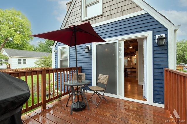 411 Edward Court, Des Plaines, IL 60016
