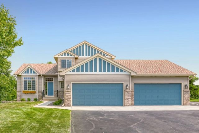 22541 Monroe Street NE, East Bethel, MN 55011