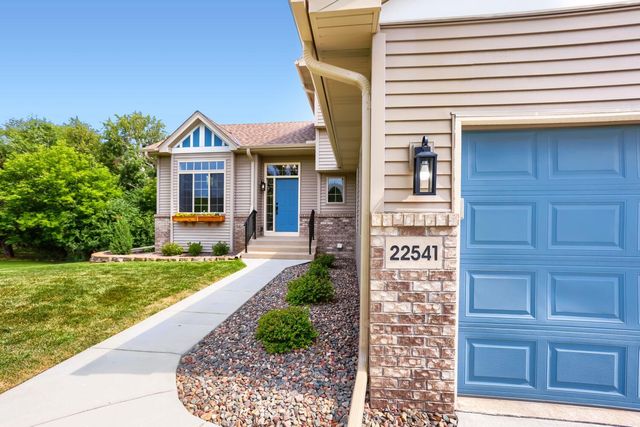 22541 Monroe Street NE, East Bethel, MN 55011