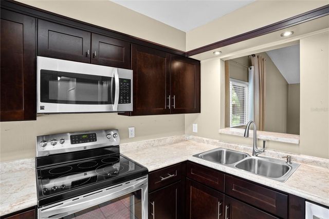 374 WINCHESTER PLACE, Longwood, FL 32779