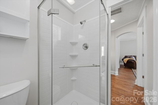 3410 25th Avenue NE, Hickory, NC 28601