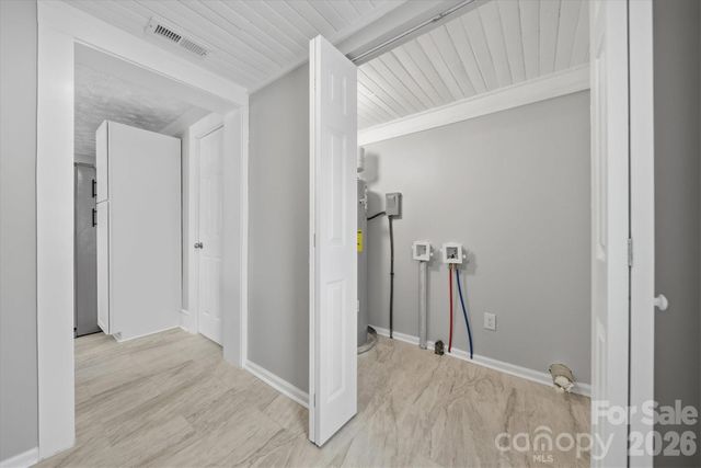 3410 25th Avenue NE, Hickory, NC 28601