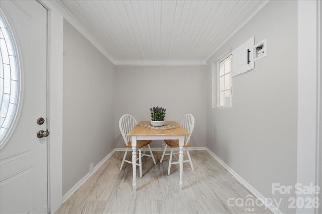 3410 25th Avenue NE, Hickory, NC 28601