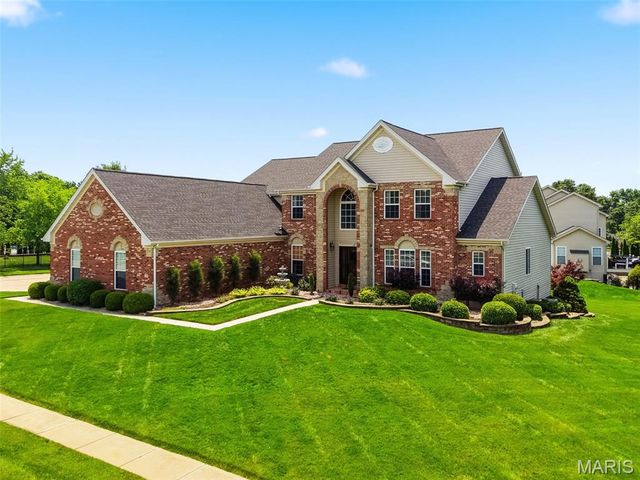 208 Kings Mill Court, Dardenne Prairie, MO 63368