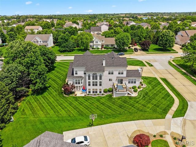208 Kings Mill Court, Dardenne Prairie, MO 63368