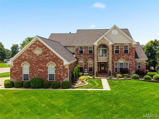 208 Kings Mill Court, Dardenne Prairie, MO 63368