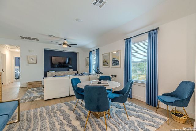 905 Easy Gruene, New Braunfels, TX 78130