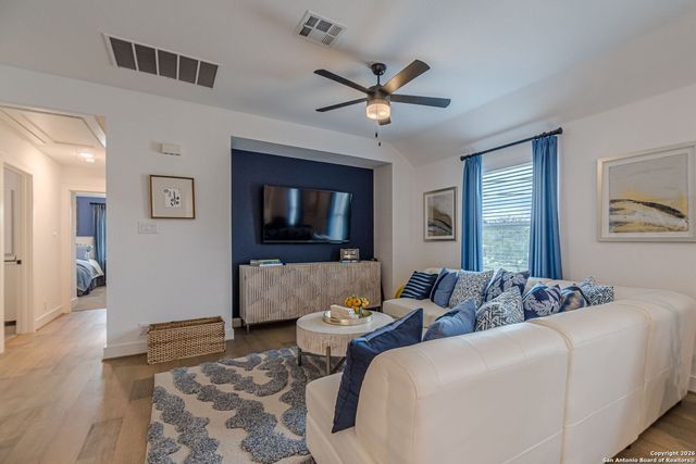 905 Easy Gruene, New Braunfels, TX 78130