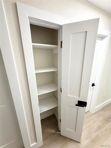 610 Saint Michael Avenue, St James, MO 65559