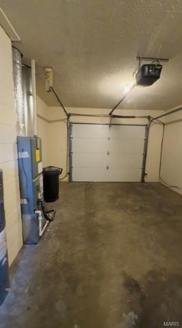 610 Saint Michael Avenue, St James, MO 65559