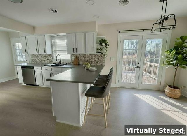 610 Saint Michael Avenue, St James, MO 65559