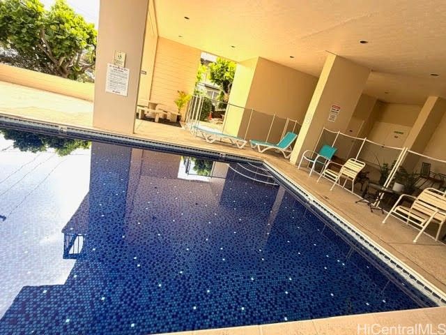 1560 Thurston Avenue 704, Honolulu, HI 96822