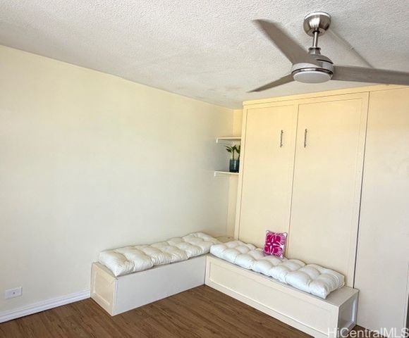 1560 Thurston Avenue 704, Honolulu, HI 96822