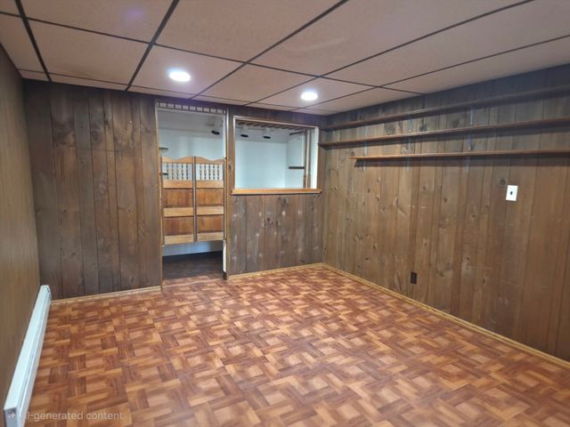 35 Pine Ridge Dr, Oxford, MA 01540