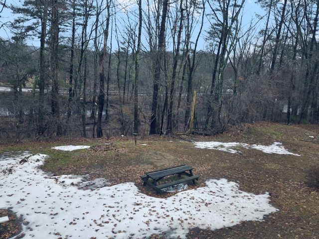 35 Pine Ridge Dr, Oxford, MA 01540