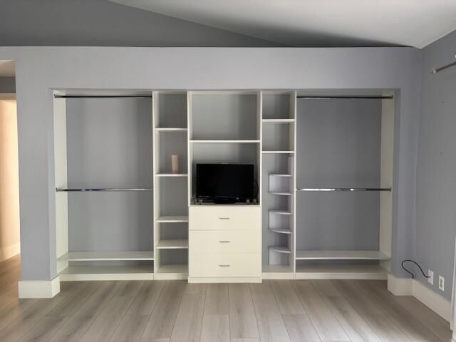 4105 NW 1st Court, Delray Beach, FL 33445