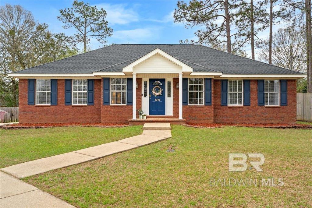 5295 Steward Court, Grand Bay, AL 36541