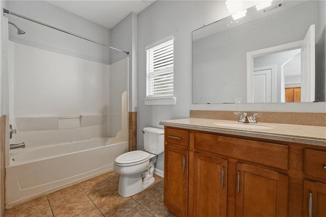 2760 Amalfi Way, Lawrenceville, GA 30044