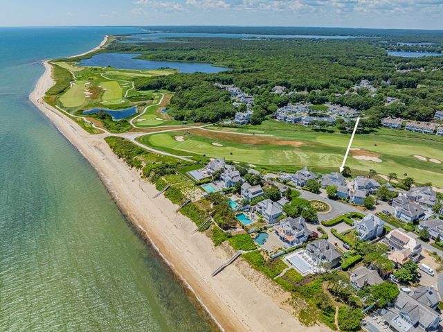 129 Shore Dr W, Mashpee, MA 02649
