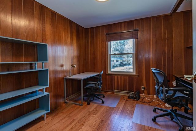1900 Windsor Drive, Bloomington, IN 47401