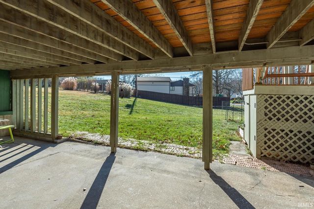 1900 Windsor Drive, Bloomington, IN 47401