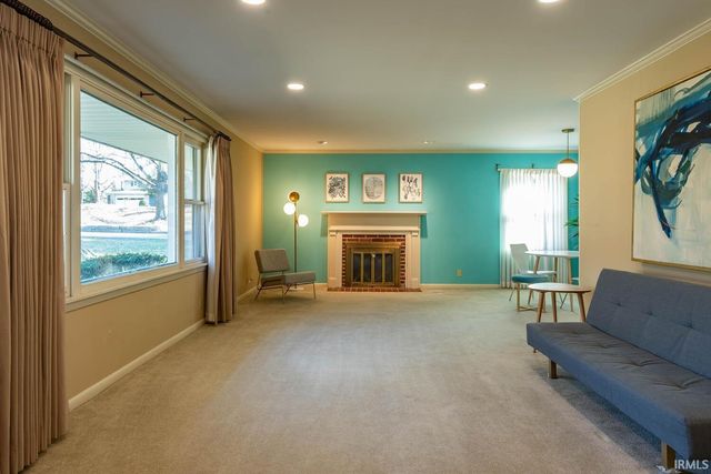 1900 Windsor Drive, Bloomington, IN 47401