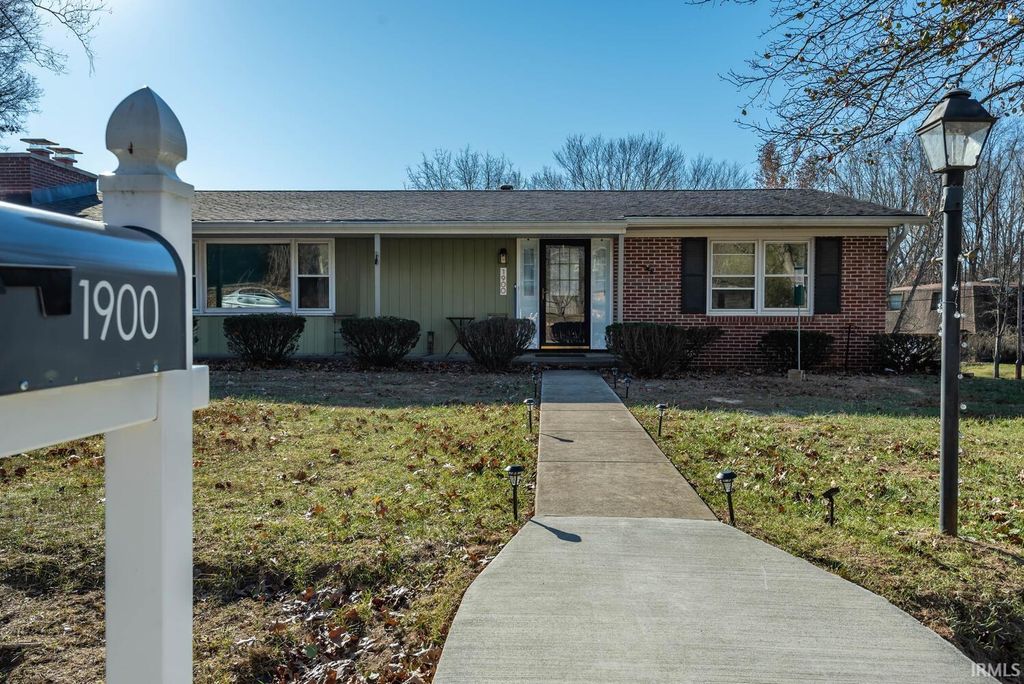 1900 Windsor Drive, Bloomington, IN 47401