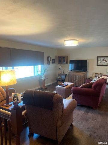 1612 W TETON Drive, Peoria, IL 61614