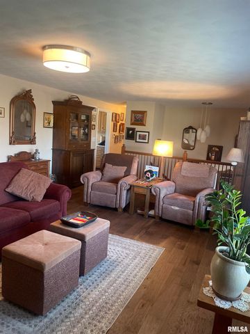 1612 W TETON Drive, Peoria, IL 61614