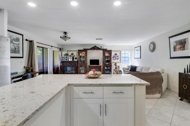 3336 Ave Villandry, Delray Beach, FL 33445
