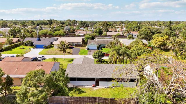 3336 Ave Villandry, Delray Beach, FL 33445