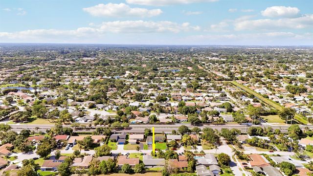 3336 Ave Villandry, Delray Beach, FL 33445
