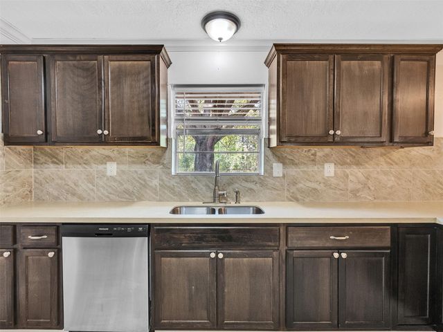 3413 County Road 326, Alvin, TX 77511