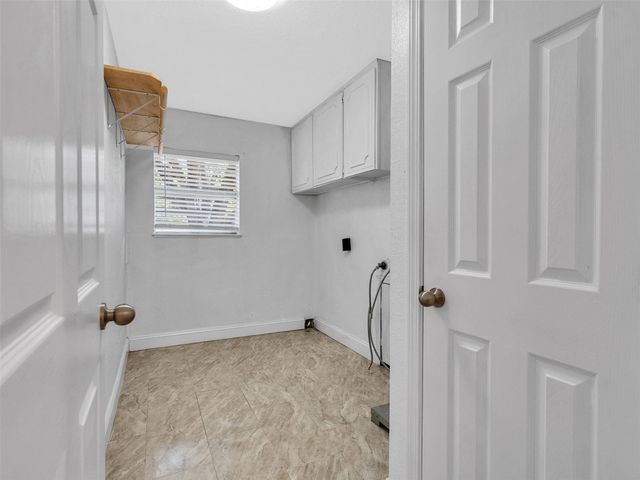 3413 County Road 326, Alvin, TX 77511