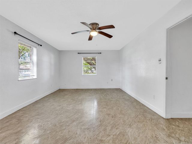 3413 County Road 326, Alvin, TX 77511