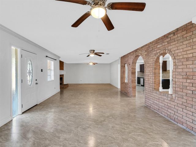 3413 County Road 326, Alvin, TX 77511